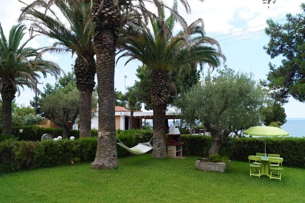 Фото Trikorfo Beach Maisonettes Apartments апартаменты