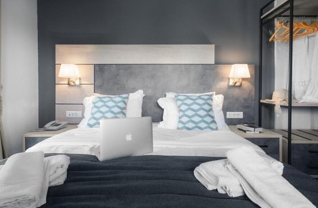 Готель Meliton Inn 3*