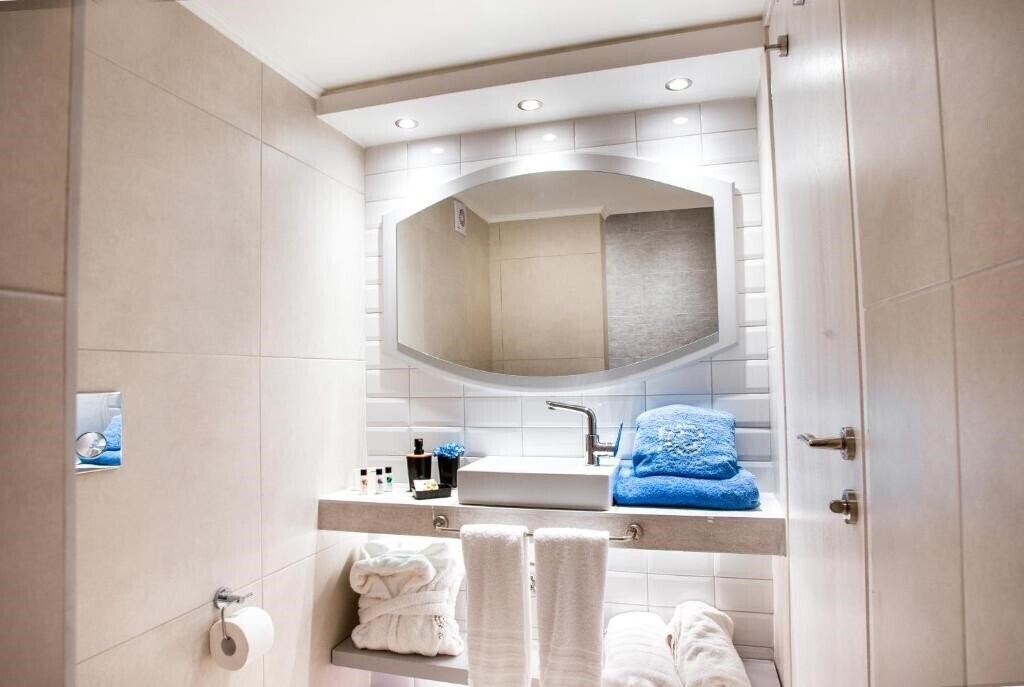 Фотография Acrotel Lily Ann Boutique Hotel 3*