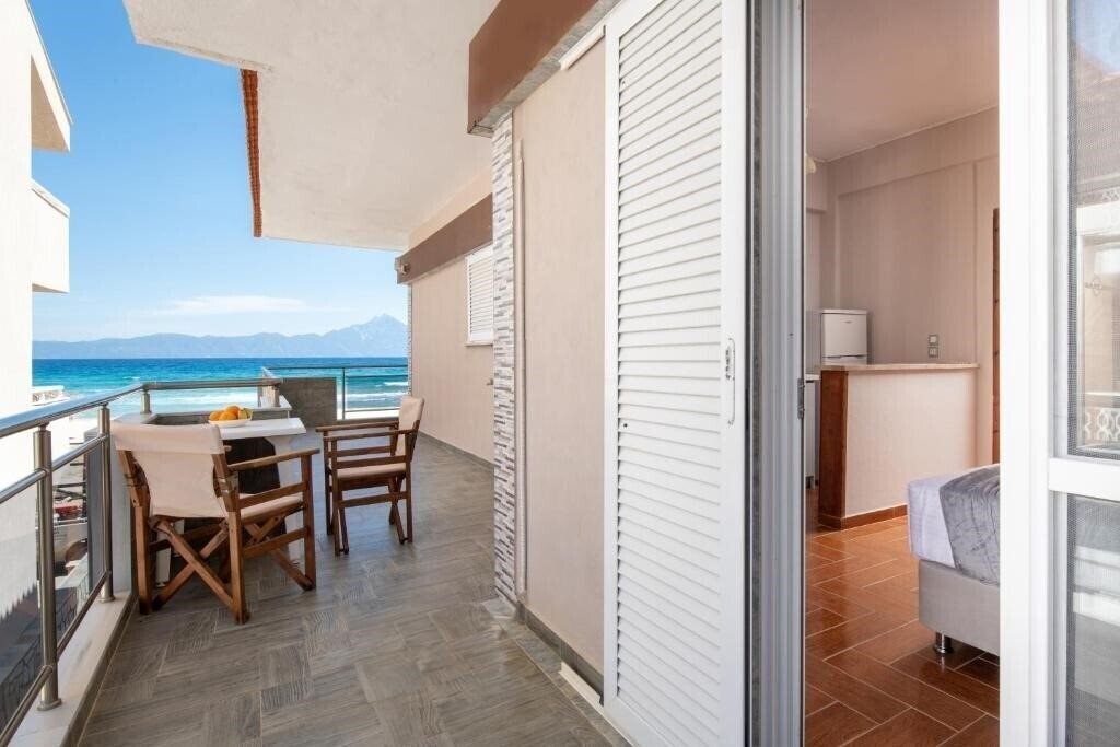 Изображение Giota House 1*