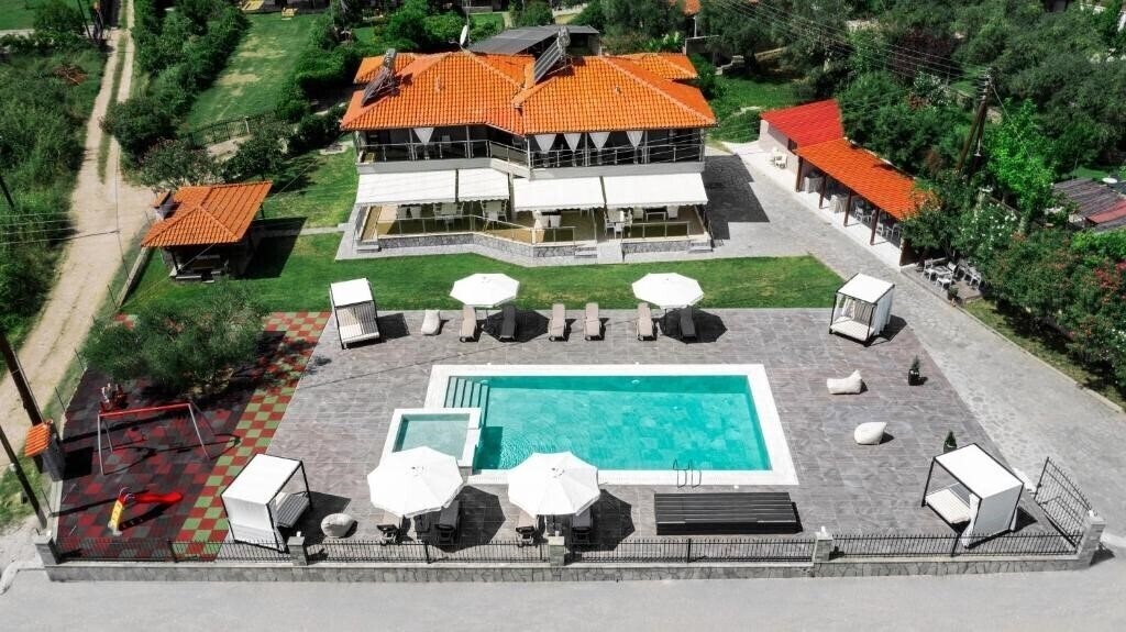 Готель 4-You Residence 3*