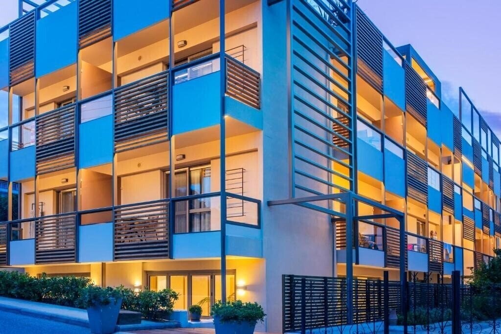 Готель Vozina Hotel 3*
