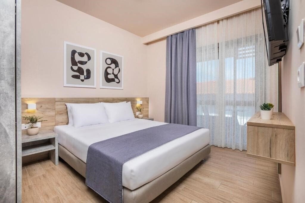 Фото Vozina Hotel 3*