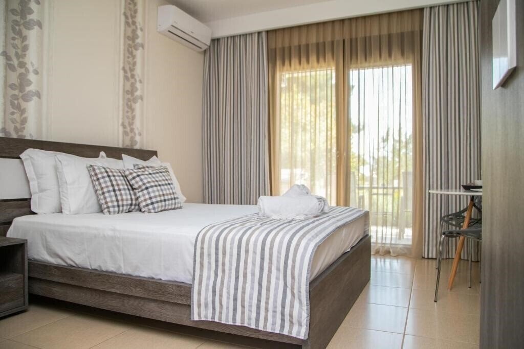 Фото Gmare Apartments 3*
