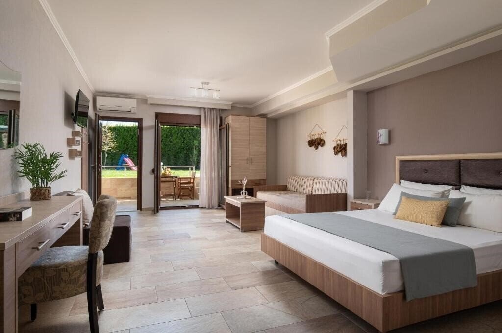 Фото Anthemida Studios & Apartments Апартотель 2*