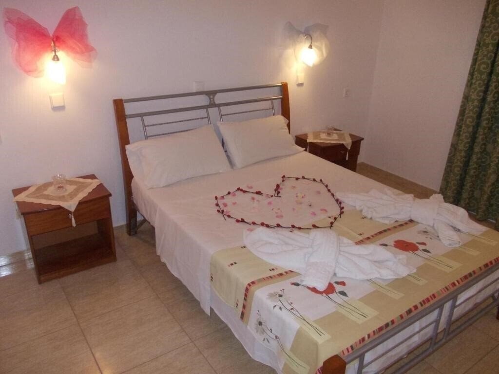 Фото Estelle Hotel 2*