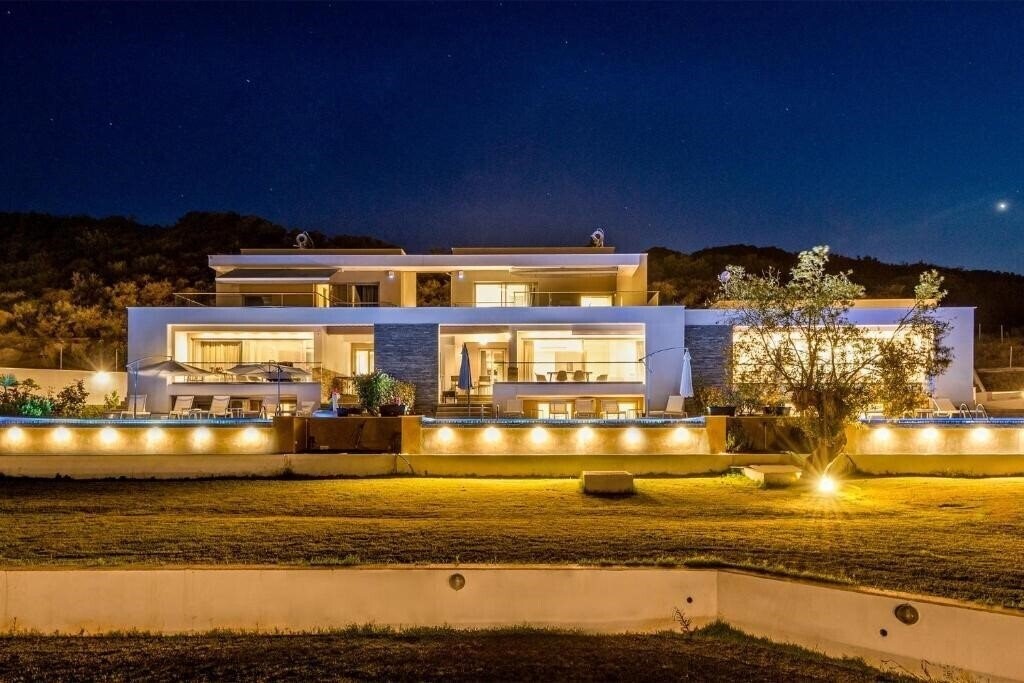 Отель Afisia Villas 4*