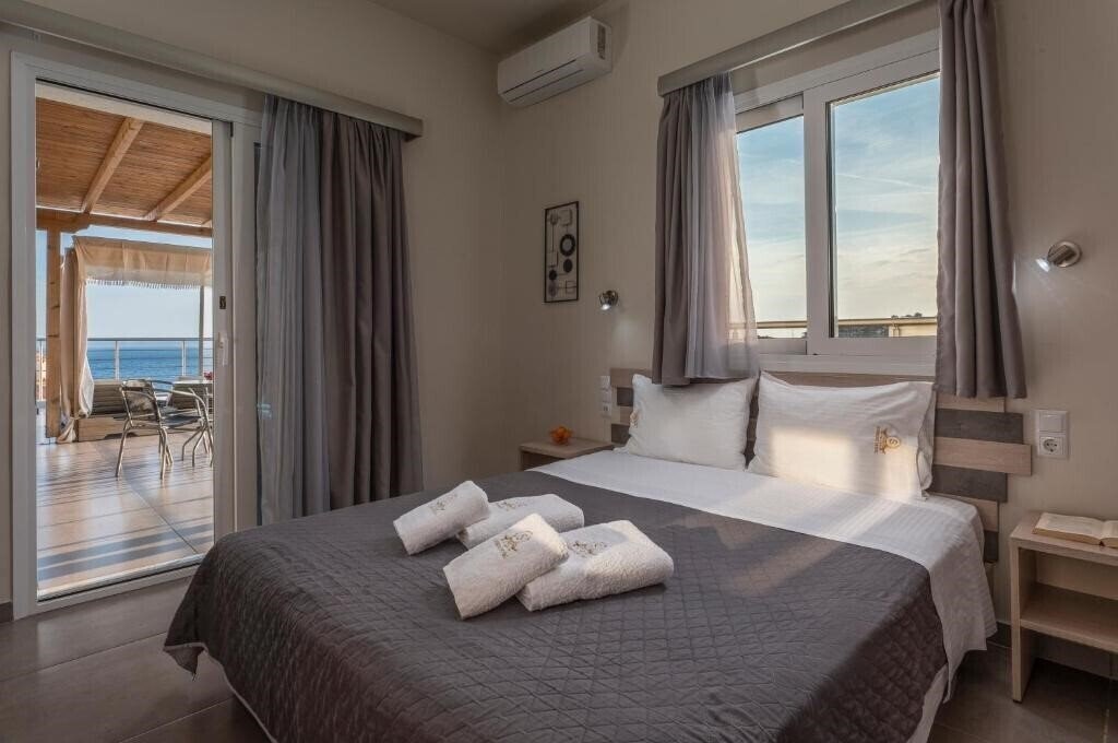 Фото Sunshine Apartments Neos Marmaras 3*