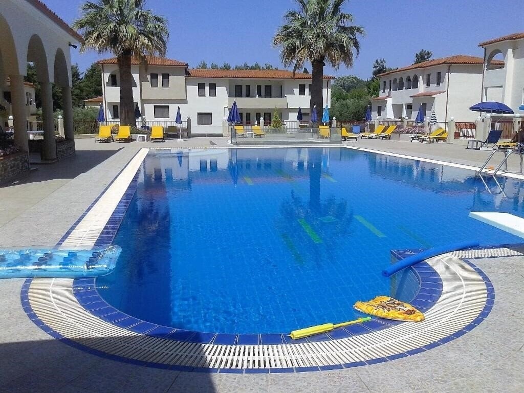 Отель Amari Hotel 3*