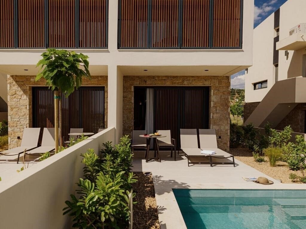 Изображение Anore Luxury Suites 4*