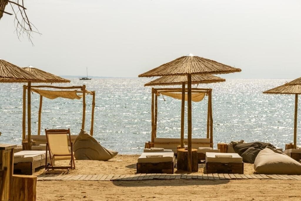Фотографія Ergon Beach House Nikiti 5*