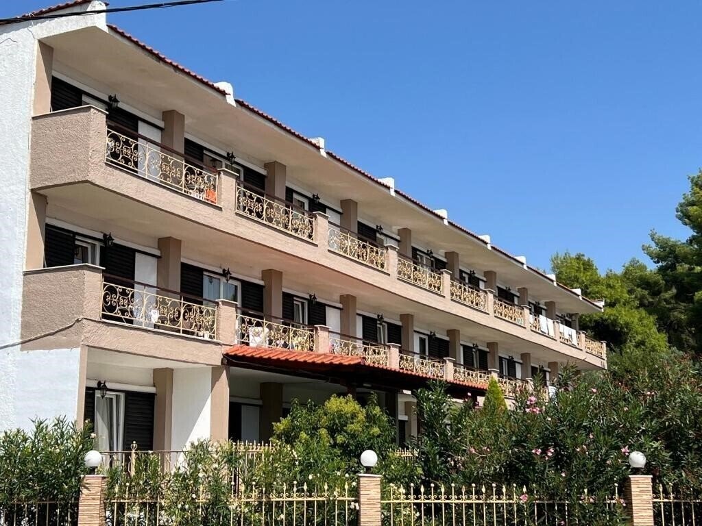 Отель Porto Matina 2*