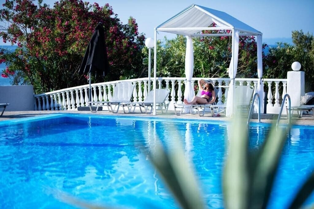 Готель Bianco Olympico Beach Resort 4*
