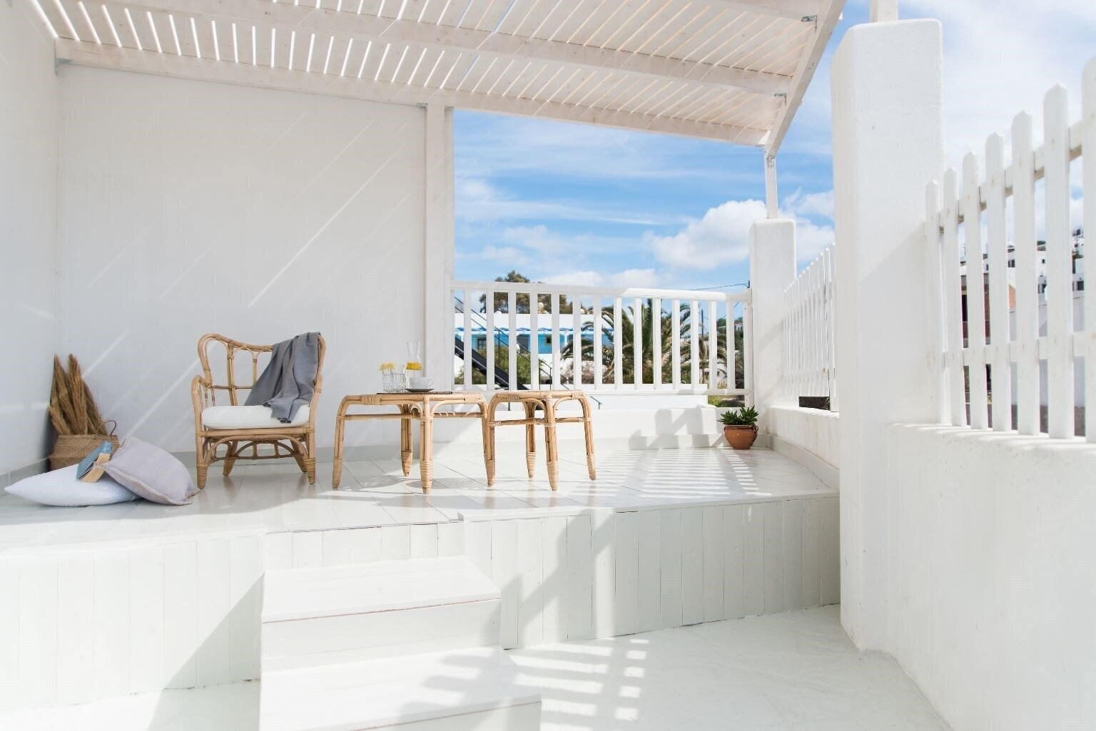 Отель Rafaela Apartments 3*