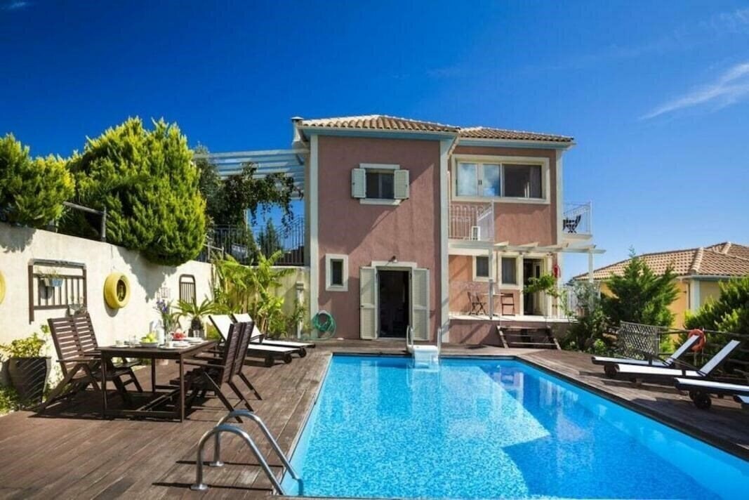 Готель 3queens Villas 3*