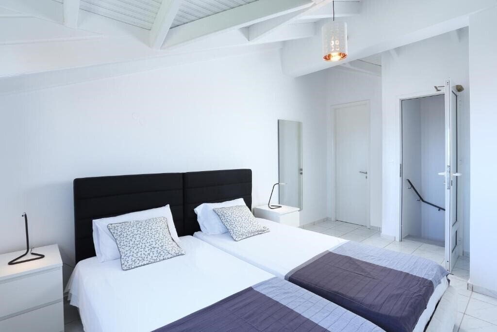 Фото Natalies Hotel & Apartments 3*
