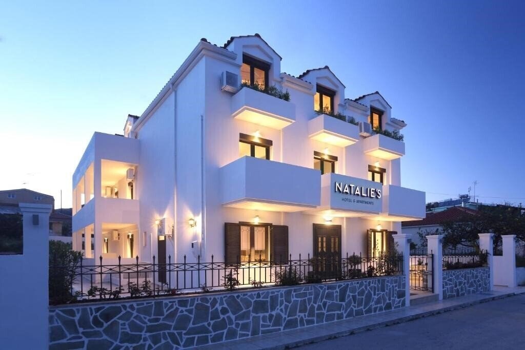 Картинка Natalies Hotel & Apartments 3*