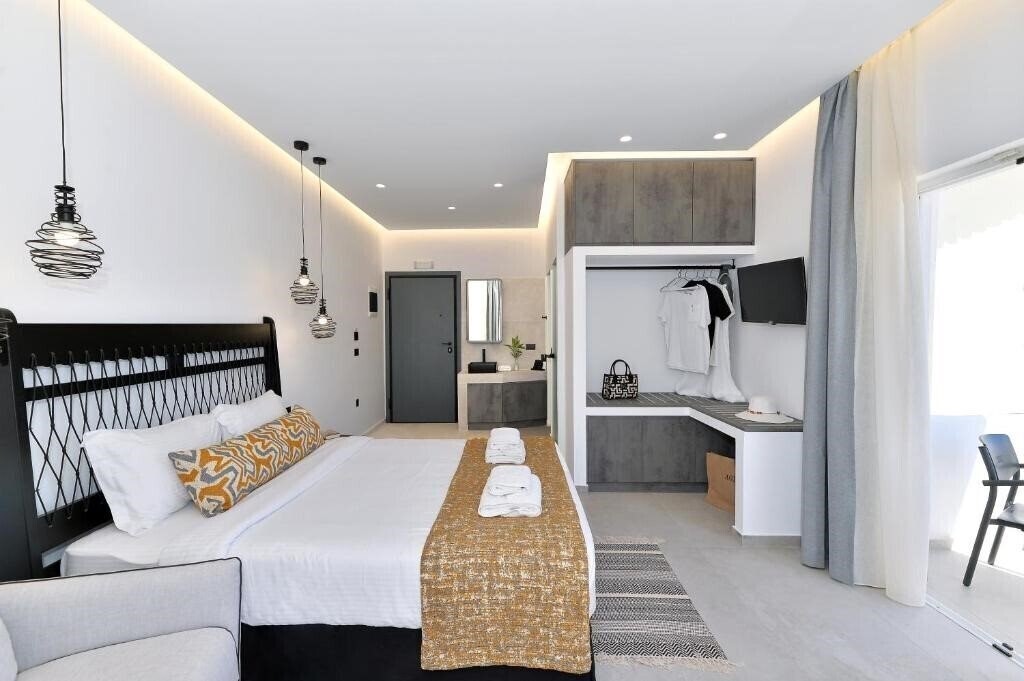 Фото Yianna Hotel Agistri 3*