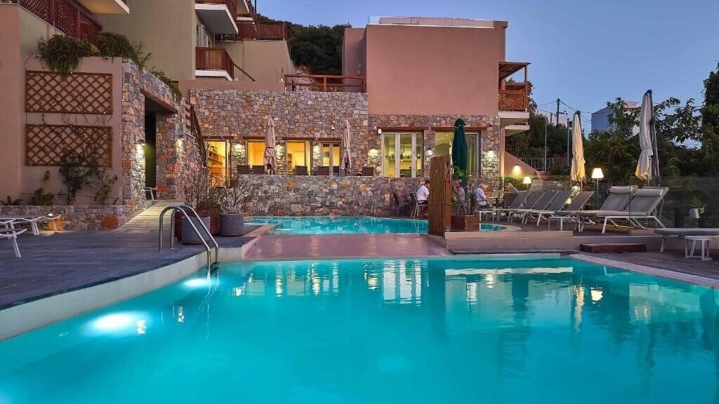 Изображение Mystery Skiathos Luxury Residence 4*