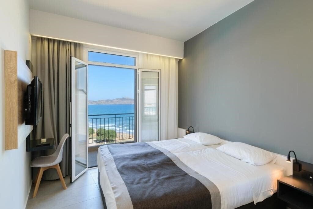 Фото Renieris Hotel 3*