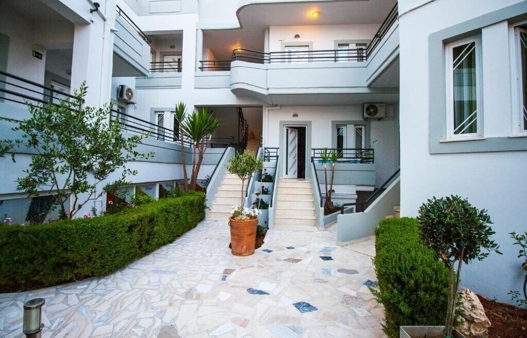 Картинка Elia Stalos Apartments 3*