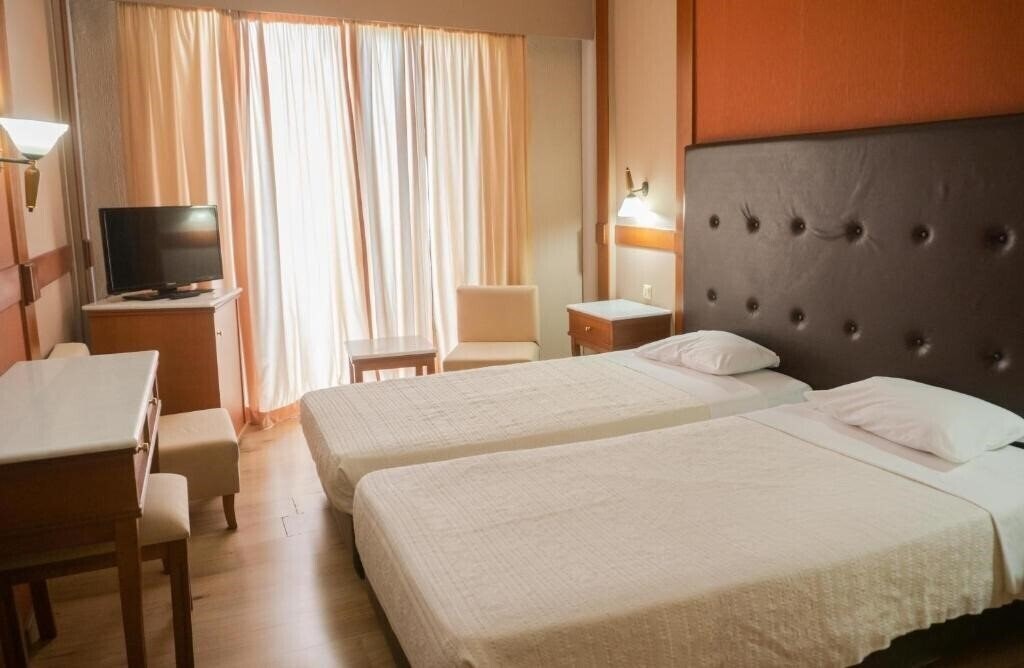 Фото Park Hotel Volos 4*