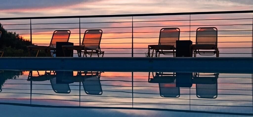 Отель Aglaida Apartments 3*