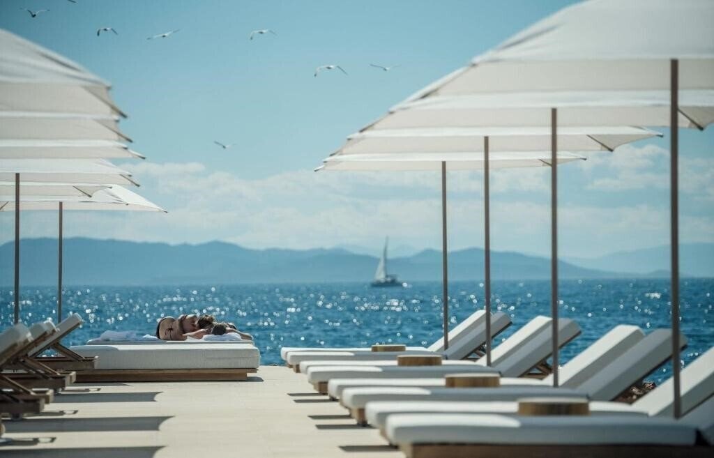Отель Four Seasons Astir Palace 5*