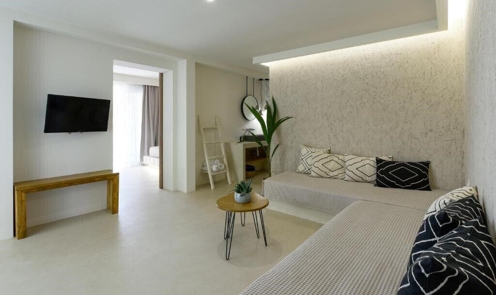 Фотография Karidi Beach Boutique Suites 3*