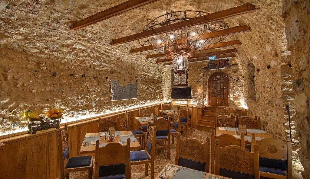 Зображення Kamares Historical Boutique Hotel & Spa 5*