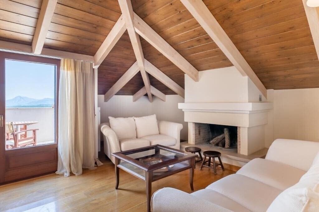 Готель Konitsa Mountain Resort 3*