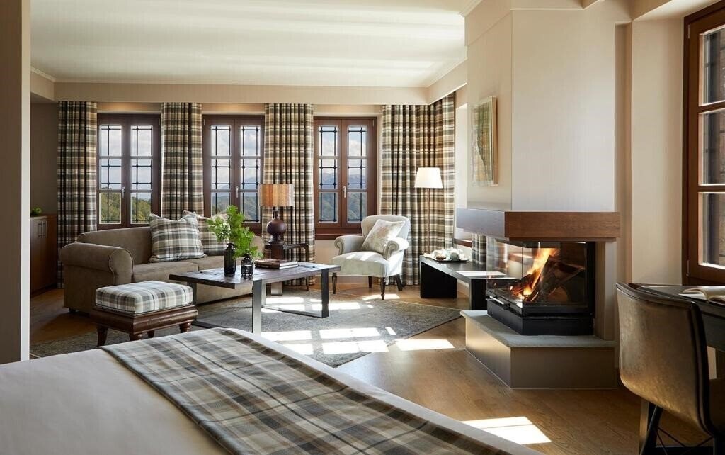 Фото Mountgrace Suites & SPA 4*