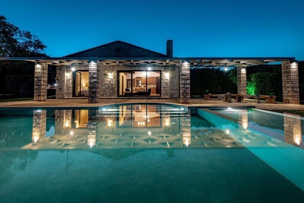 Фото Kymaros Villas 4*
