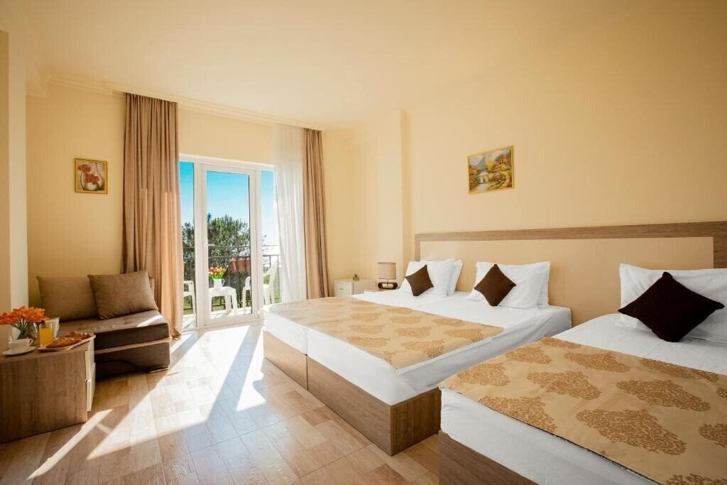 Фото Iveria Elli Beach Hotel 4*