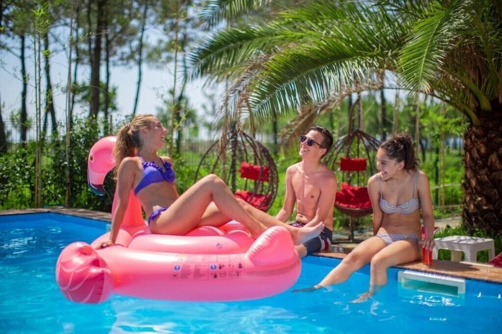 Зображення Iveria Elli Beach Hotel 4*