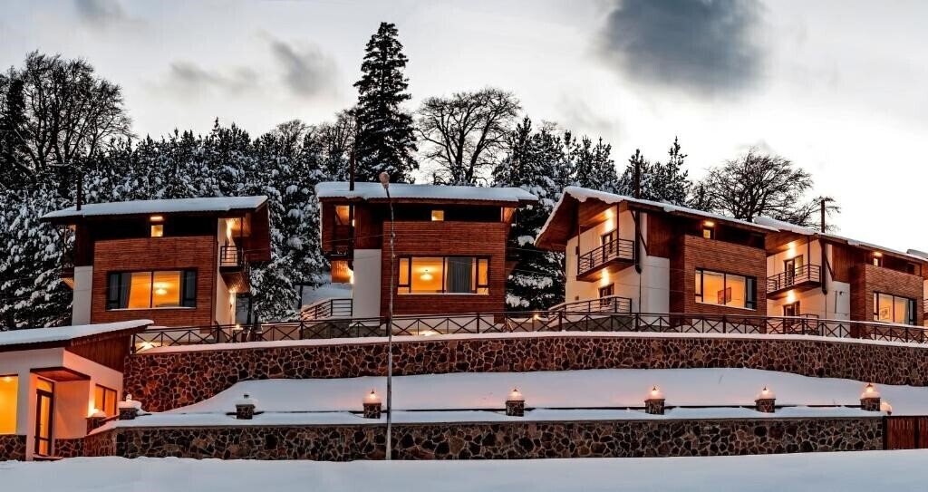 Готель Сrystal Hill Resort Villa 3*