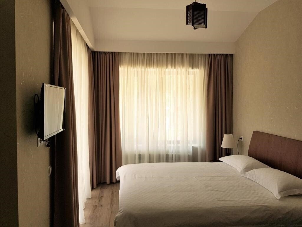 Фото Crystal Town House Villa 3*