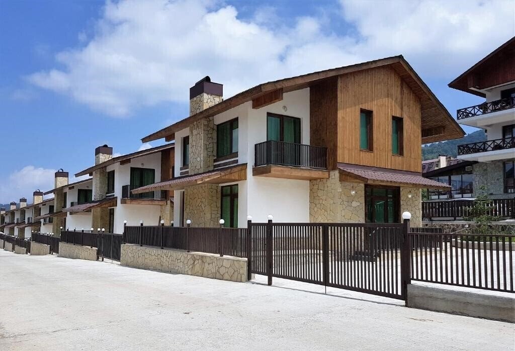 Картинка Crystal Town House Villa 3*