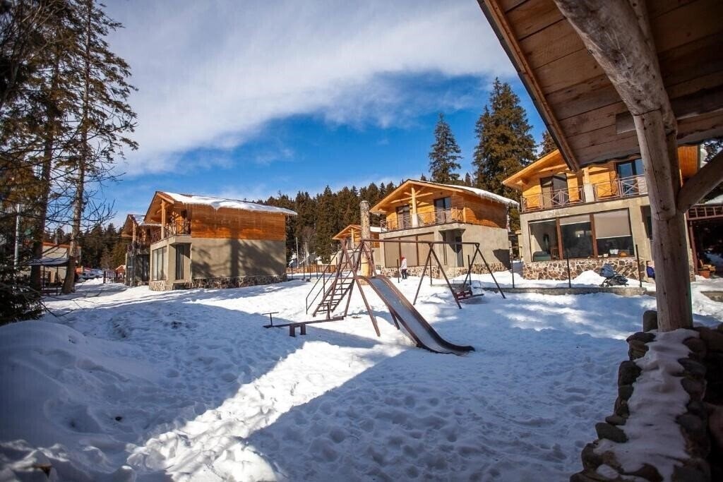 Фото Green Hills Bakuriani 4*