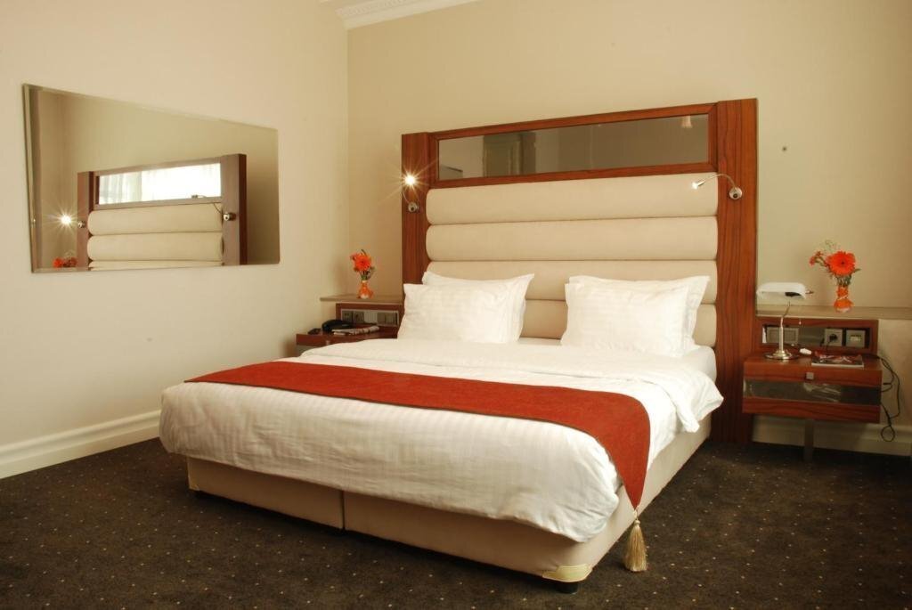 Фотографія World Palace 4*