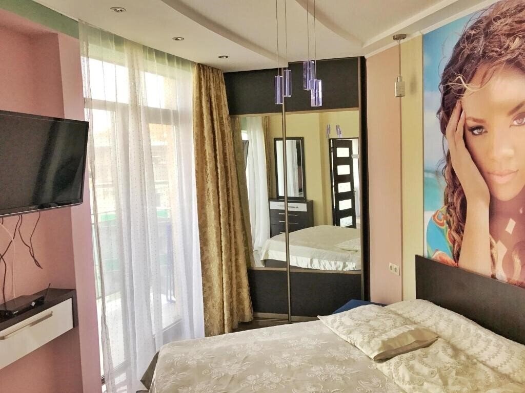 Зображення Rock First Line 4*