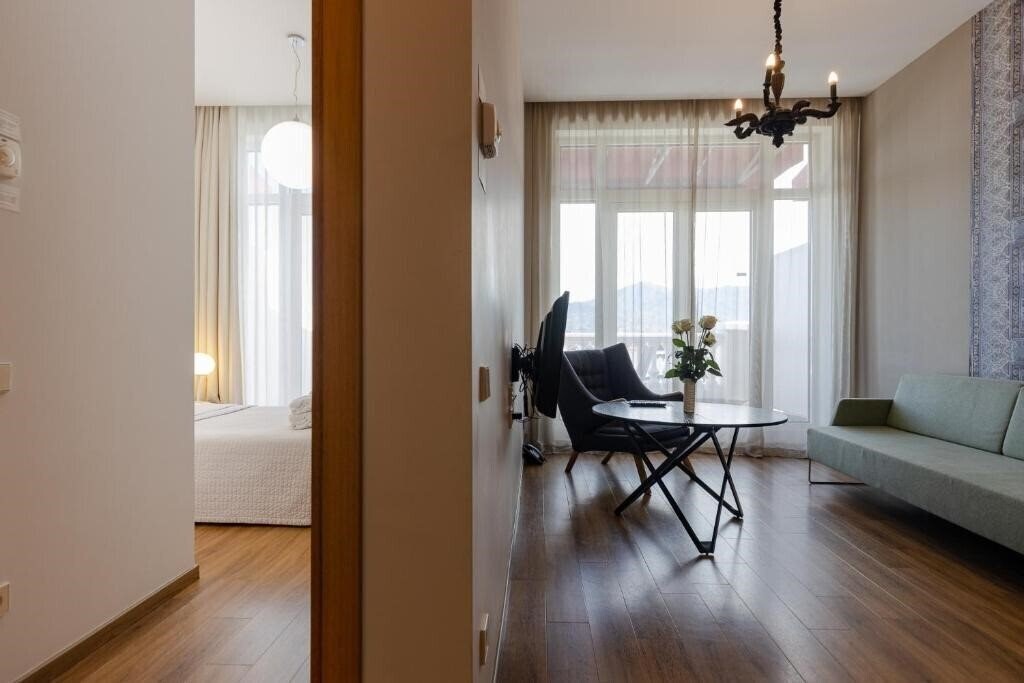 Отель Apart Hotel Le Port 4*