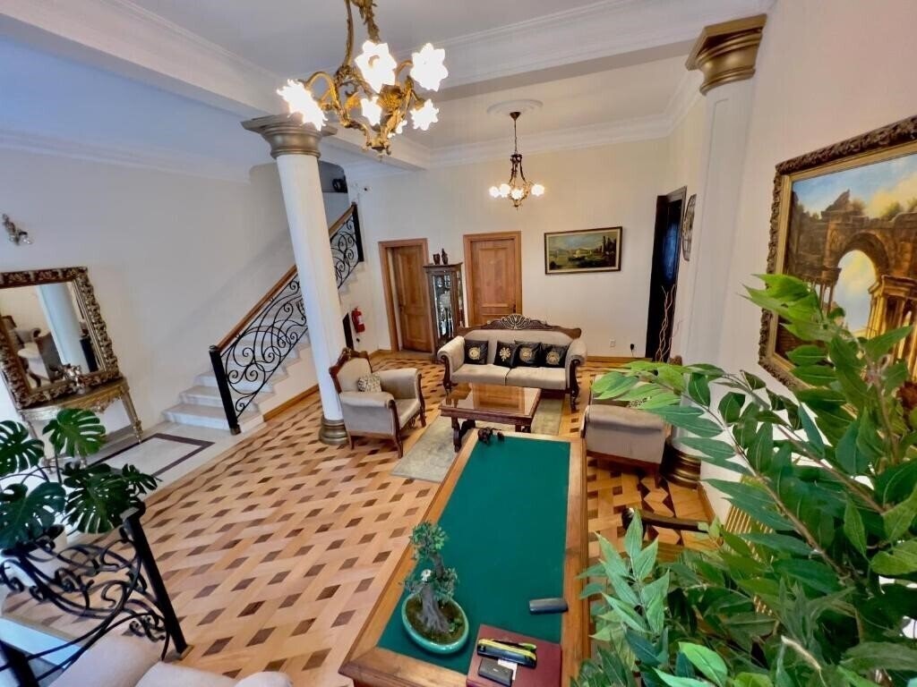 Отель Luxor Hotel 3*