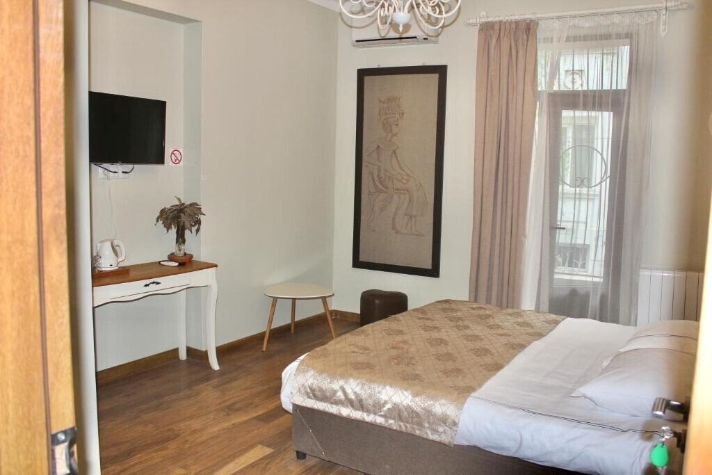 Фото Luxor Hotel 3*