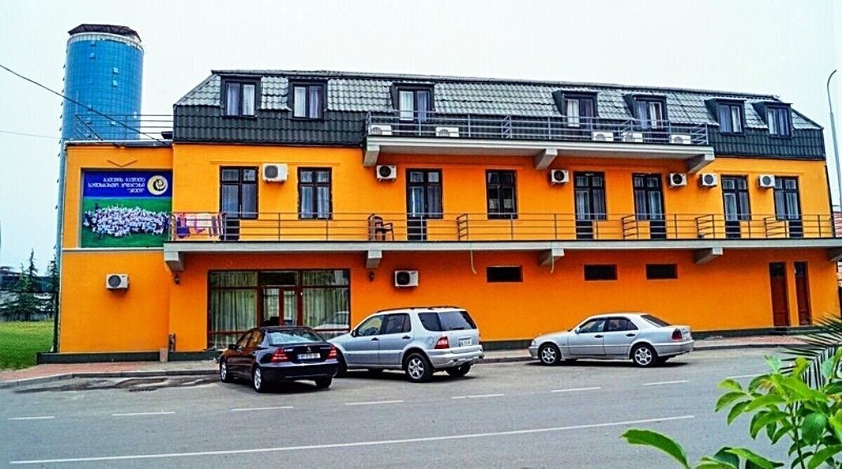 Отель Adeli 3*