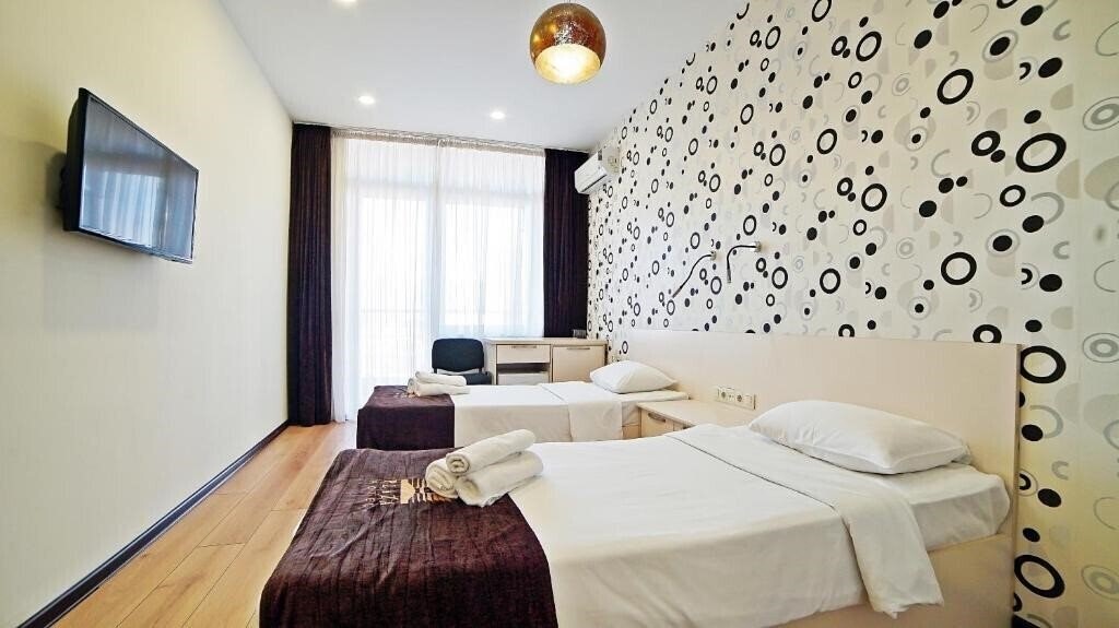 Картинка Batumi Plaza Hotel 4*