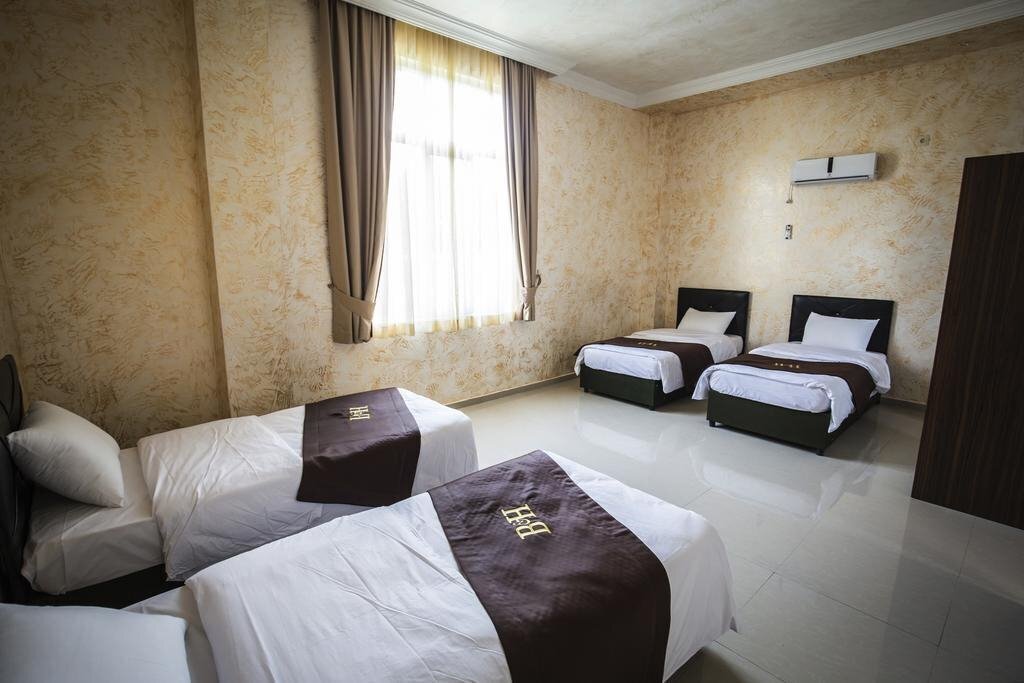 Фотографія Beach House 3*