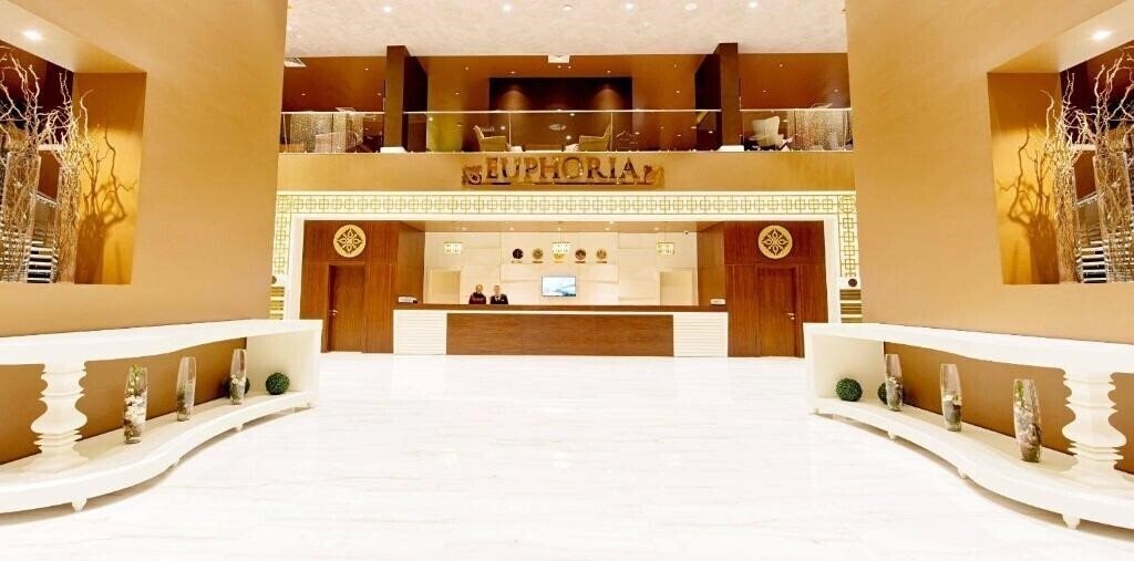 Фото Euphoria Batumi Hotel 5*