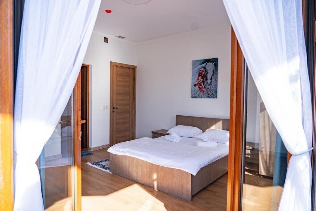 Изображение Royal Hotel 3*