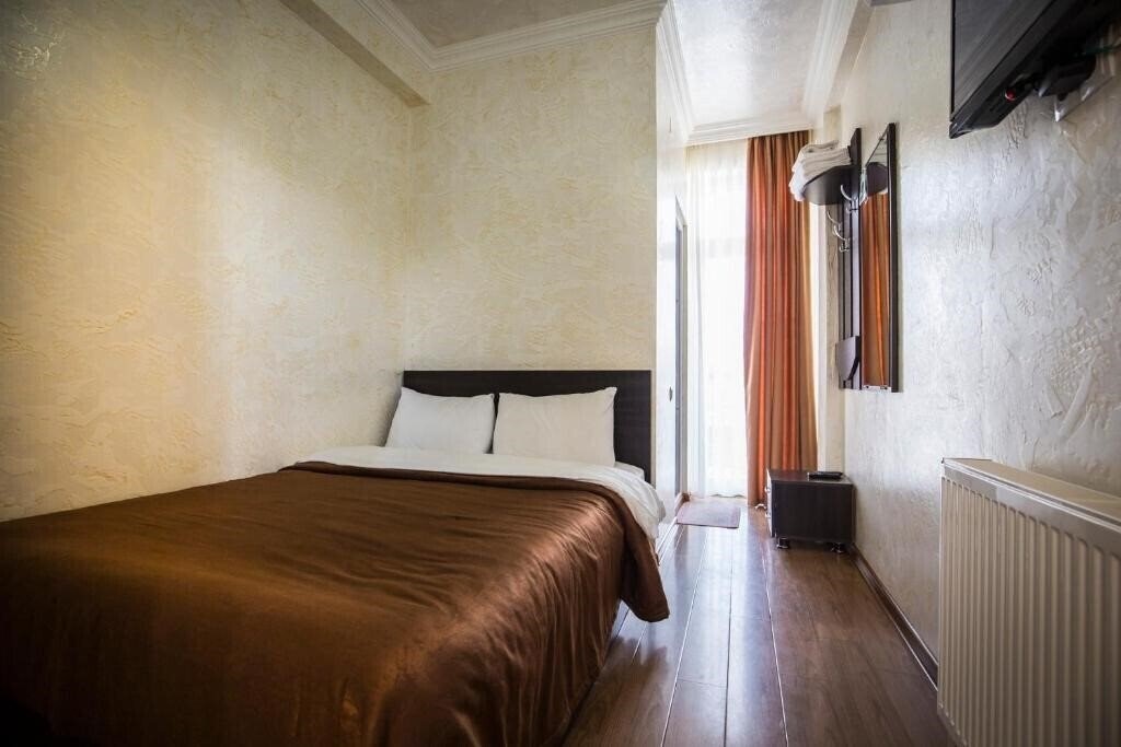 Зображення Beach House Hotel Batumi... 4*